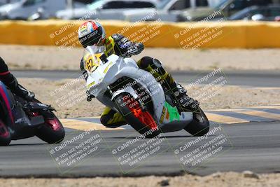 media/Apr-10-2022-SoCal Trackdays (Sun) [[f104b12566]]/Turn 2 (1135am)/